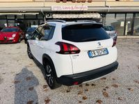 Usata Peugeot 2008 Allure 120 CV (88 kW) 2018 Bianco SUV
