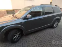 Usata Fiat Freemont 170 CV (125 kW) 2012 Grigio SUV