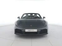 Usata Porsche 911 394 CV (289 kW) 2025 Grigio vanadio metallizzato/capote blu Cabrio