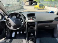 Usata Peugeot 207 Allure 120 CV (88 kW) 2012 Argento Berlina