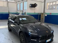 Usata Porsche Macan 245 CV (180 kW) 2020 Blu SUV