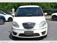 Usata Lancia Musa S 120 CV (88 kW) 2011 Bianco Monovolume