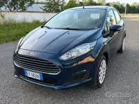 Second-hand Ford Fiesta 75 CP (55 kW) 2015 Albastru Hatchback