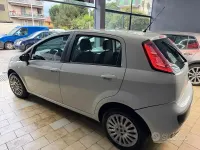 Usata Fiat Punto Evo Dynamic 65 CV (47 kW) 2009 Bianco Utilitaria
