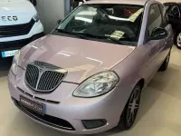 Usata Lancia Ypsilon Platinum 69 CV (50 kW) 2010 Lilla Utilitaria