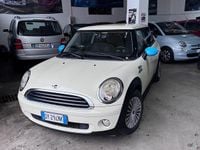 Usata Mini Cooper Coupé 74 CV (54 kW) 2009 Beige Coupé