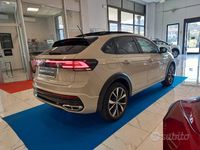 Usata VW Taigo R-line 110 CV (80 kW) 2023 Beige SUV