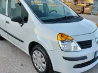 Usata Renault Modus 75 CV (55 kW) 2004 Grigio Monovolume