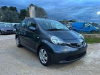 Usata Toyota Aygo 67 CV (49 kW) 2008 Grigio Utilitaria