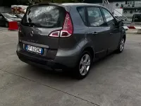 Usata Renault Scenic E-Tech 110 CV (80 kW) 2011 Grigio Monovolume