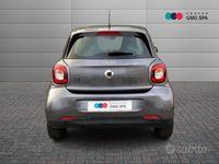 Usata Smart ForFour Electric Drive Passion 60 kW (82 CV) 2021 Grigio Berlina