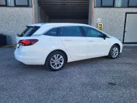 Usata Opel Astra Business Elegance 122 CV (89 kW) 2022 Bianco Utilitaria