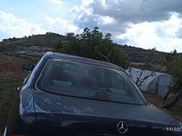 Usata Mercedes E220 Elegance 95 CV (69 kW) 1997 Nero Berlina