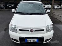 Usata Fiat Panda 4x4 Climbing 75 CV (55 kW) 2012 Bianco Utilitaria
