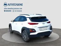 Usata Hyundai Kona 105 CV (77 kW) 2021 Bianco SUV