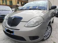 Usata Lancia Ypsilon 77 CV (56 kW) 2010 Beige Utilitaria