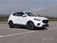 Usata MG ZS Luxury 106 CV (77 kW) 2024 Bianco SUV