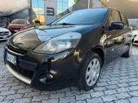Usata Renault Clio II Dynamique 75 CV (55 kW) 2009 Other Berlina