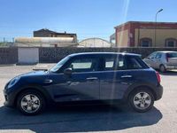 Usata Mini ONE 75 CV (55 kW) 2018 Blu Utilitaria