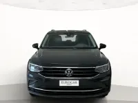 Gebraucht VW Tiguan Life 150 PS (110 kW) 2023 Grau SUV