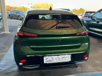 Usata Peugeot 308 GT 131 CV (96 kW) 2022 Verde Berlina