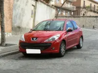 Usata Peugeot 206 60 CV (44 kW) 2010 Rosso Utilitaria