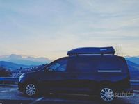 Usata Ford Tourneo Connect 102 CV (75 kW) 2022 Nero Monovolume