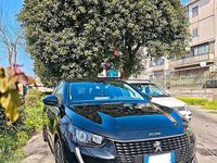 Usata Peugeot 208 102 CV (75 kW) 2022 Nero Utilitaria