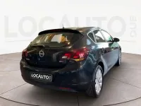 Usata Opel Astra 110 CV (80 kW) 2012 Nero Berlina