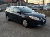 Usata Ford Focus 105 CV (77 kW) 2014 Blu Berlina