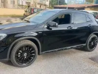 Usata Mercedes GLA200 136 CV (100 kW) 2019 Nero SUV