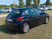 Usata Peugeot 208 Access 82 CV (60 kW) 2017 Nero Utilitaria