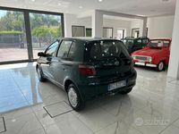 Usata Toyota Yaris Luna 86 CV (63 kW) 2002 Verde Berlina