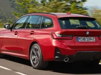 Usata BMW 318 Efficient Dynamics 150 CV (110 kW) 2024 Argento Station wagon