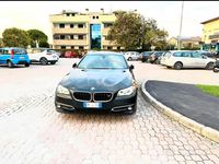 Usata BMW 520 Luxury Line 184 CV (135 kW) 2013 Nero Station wagon