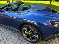 Usata Ferrari Roma 620 CV (456 kW) 2024 Blu tour de france Cabrio