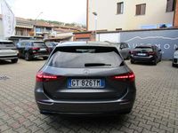 Usata Mercedes C220 Night 200 CV (147 kW) 2022 Grigio selenite Station wagon