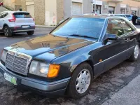 Usata Mercedes E300 220 CV (161 kW) 1992 Grigio Utilitaria
