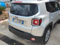 Usata Jeep Renegade 120 CV (88 kW) 2016 Grigio SUV