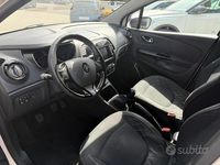 Usata Renault Captur 90 CV (66 kW) 2013 Marrone SUV