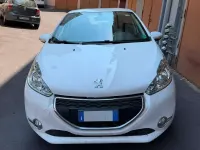 Usata Peugeot 208 Active 95 CV (69 kW) 2015 Bianco Utilitaria