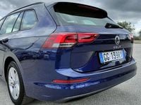 Usata VW Golf VIII Life 150 CV (110 kW) 2021 Blu/azzurro Station wagon