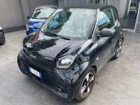 Usata Smart ForTwo Electric Drive Pulse 41 kW (56 CV) 2022 Nero Berlina