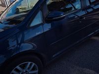 Usata VW Touran 105 CV (77 kW) 2012 Blu Monovolume