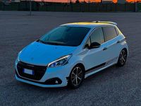 Usata Peugeot 208 82 CV (60 kW) 2017 Bianco Utilitaria