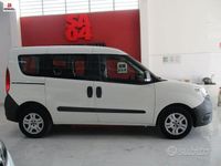 Usata Fiat Doblò 95 CV (69 kW) 2017 Bianco Monovolume