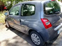 Usata Renault Twingo Dynamique 58 CV (42 kW) 2009 Grigio Utilitaria