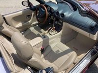 Usata Mazda MX5 110 CV (80 kW) 2000 Lilla Cabrio