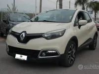 Usata Renault Captur 90 CV (66 kW) 2014 Beige SUV