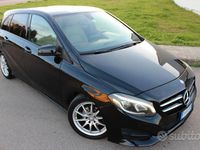 Usata Mercedes B180 109 CV (80 kW) 2017 Nero Monovolume